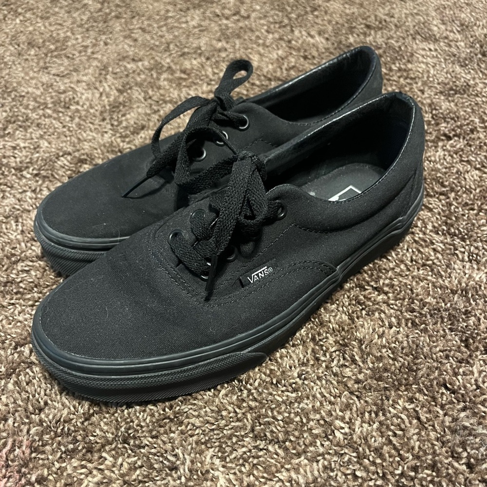 Black tie vans